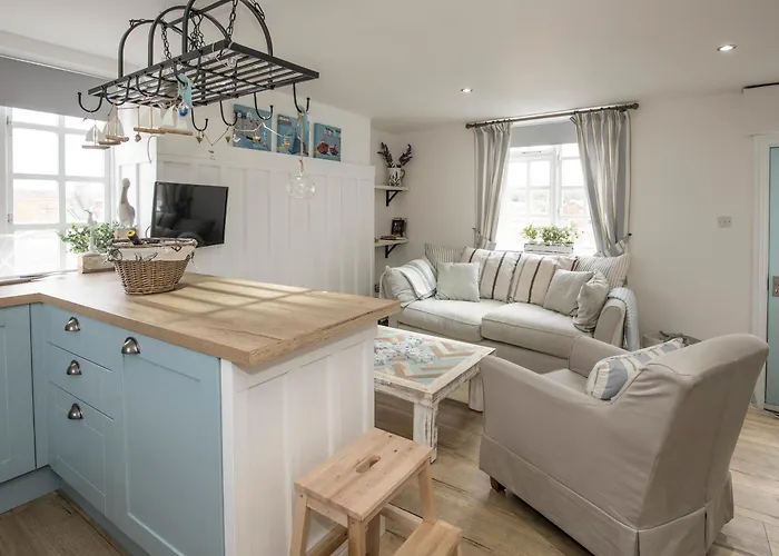 Rose And Crown Yard Holiday home Whitby